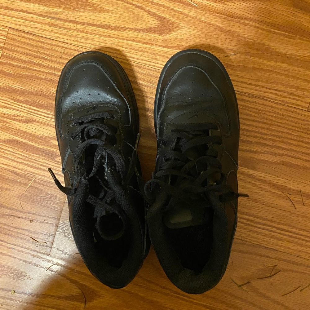 Nike Kids Black Sneakers
